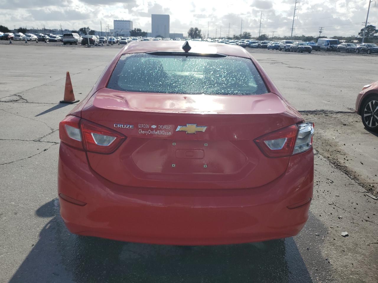 2017 Chevrolet Cruze - Image 6