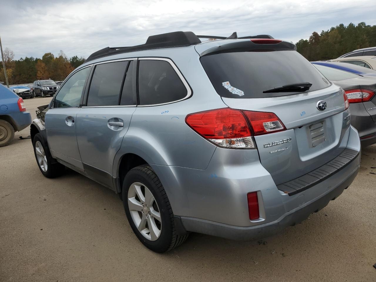2014 Subaru Outback - Image 2