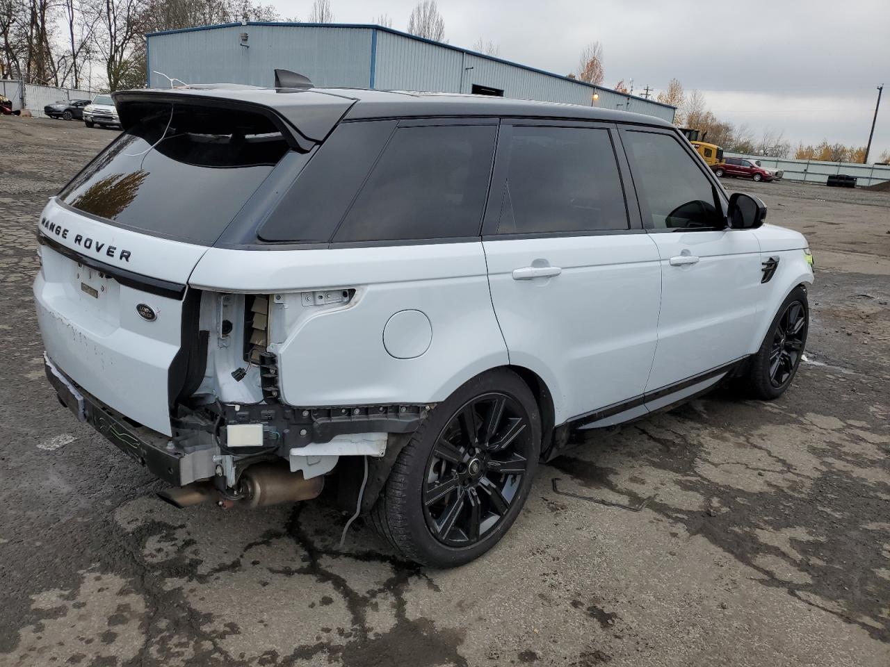 2020 Land Rover Range Rover - Image 3