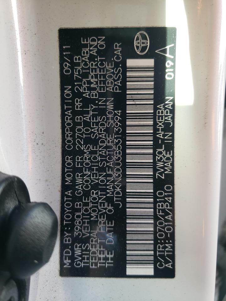 2011 Toyota Prius - Image 14