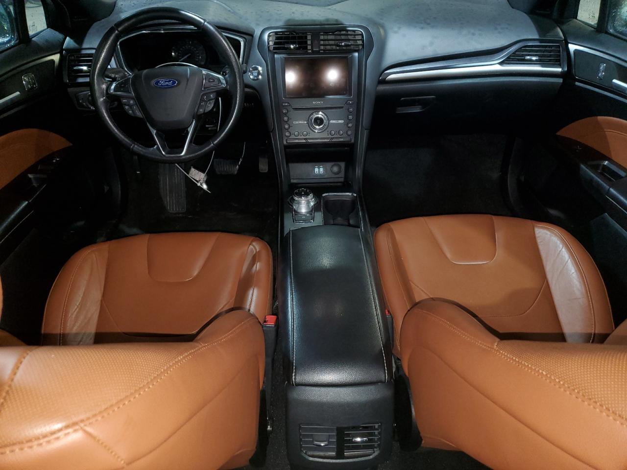 2020 Ford Fusion - Image 8