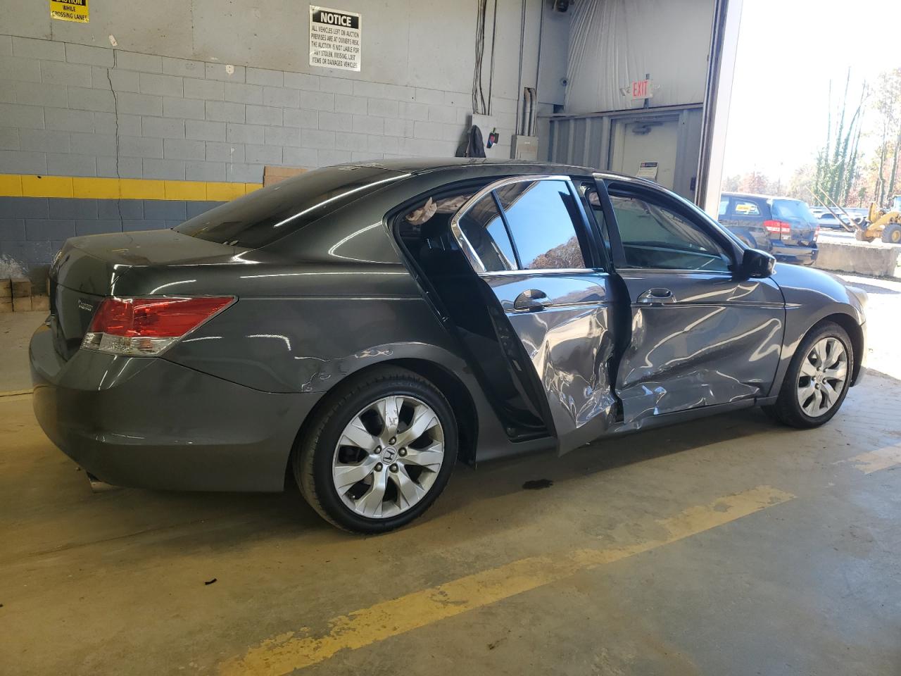 2010 Honda Accord - Image 3