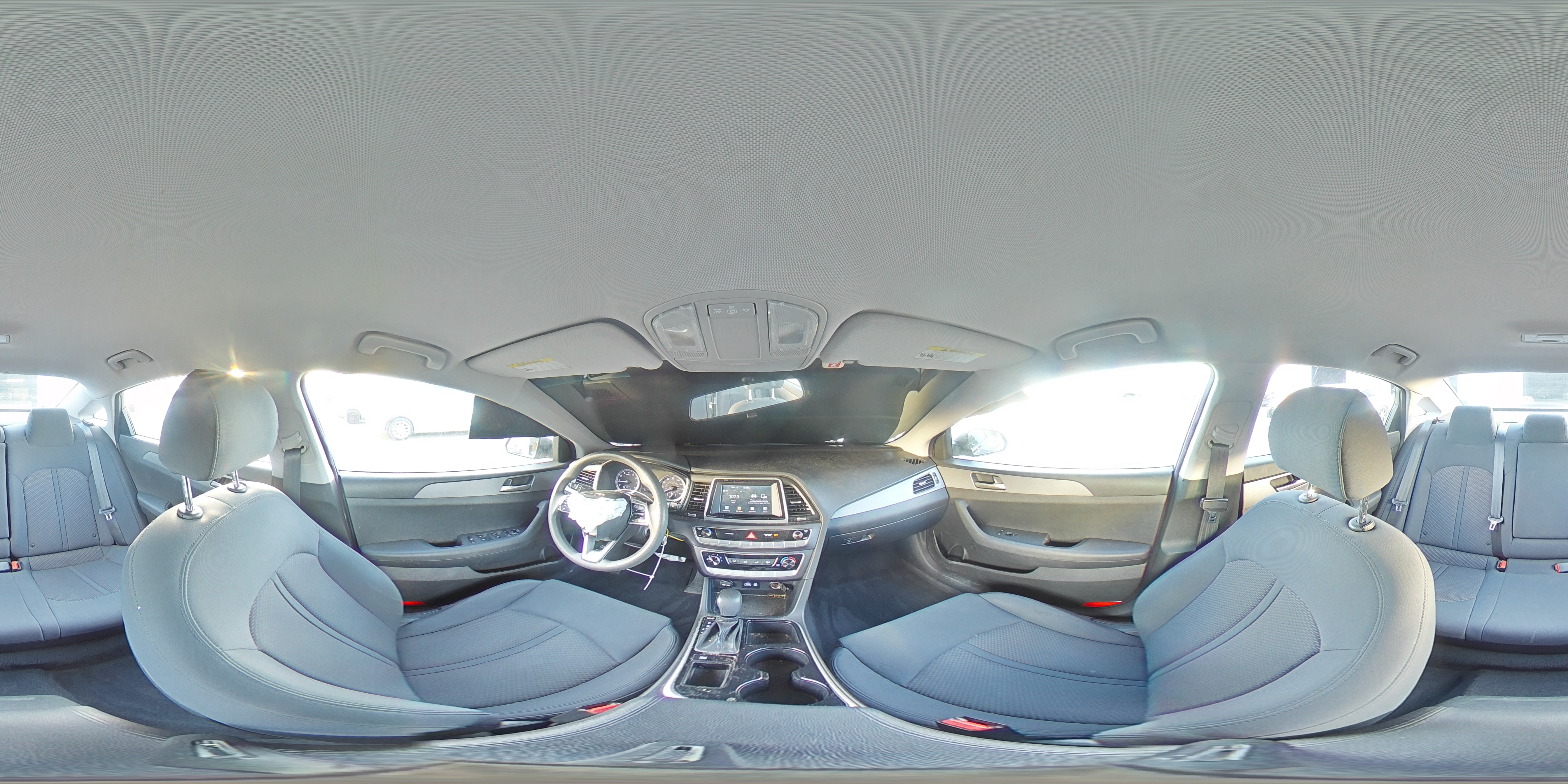 2018 Hyundai Sonata - Image 14