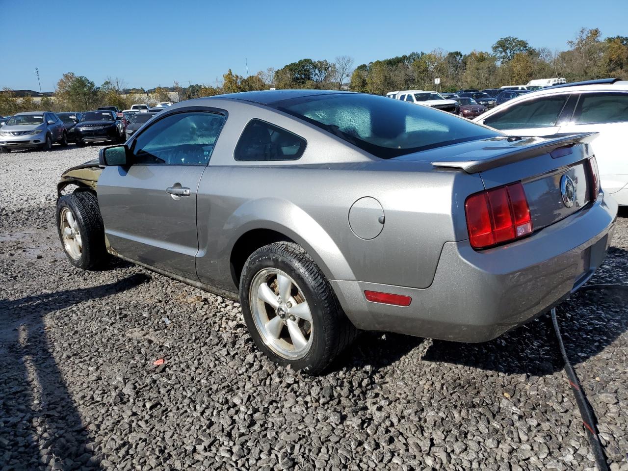 2008 Ford Mustang - Image 2