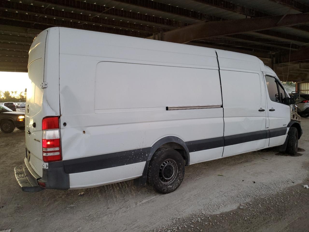 VIN WD3PE8DD2GP254848 2016 MERCEDES-BENZ SPRINTER no.3