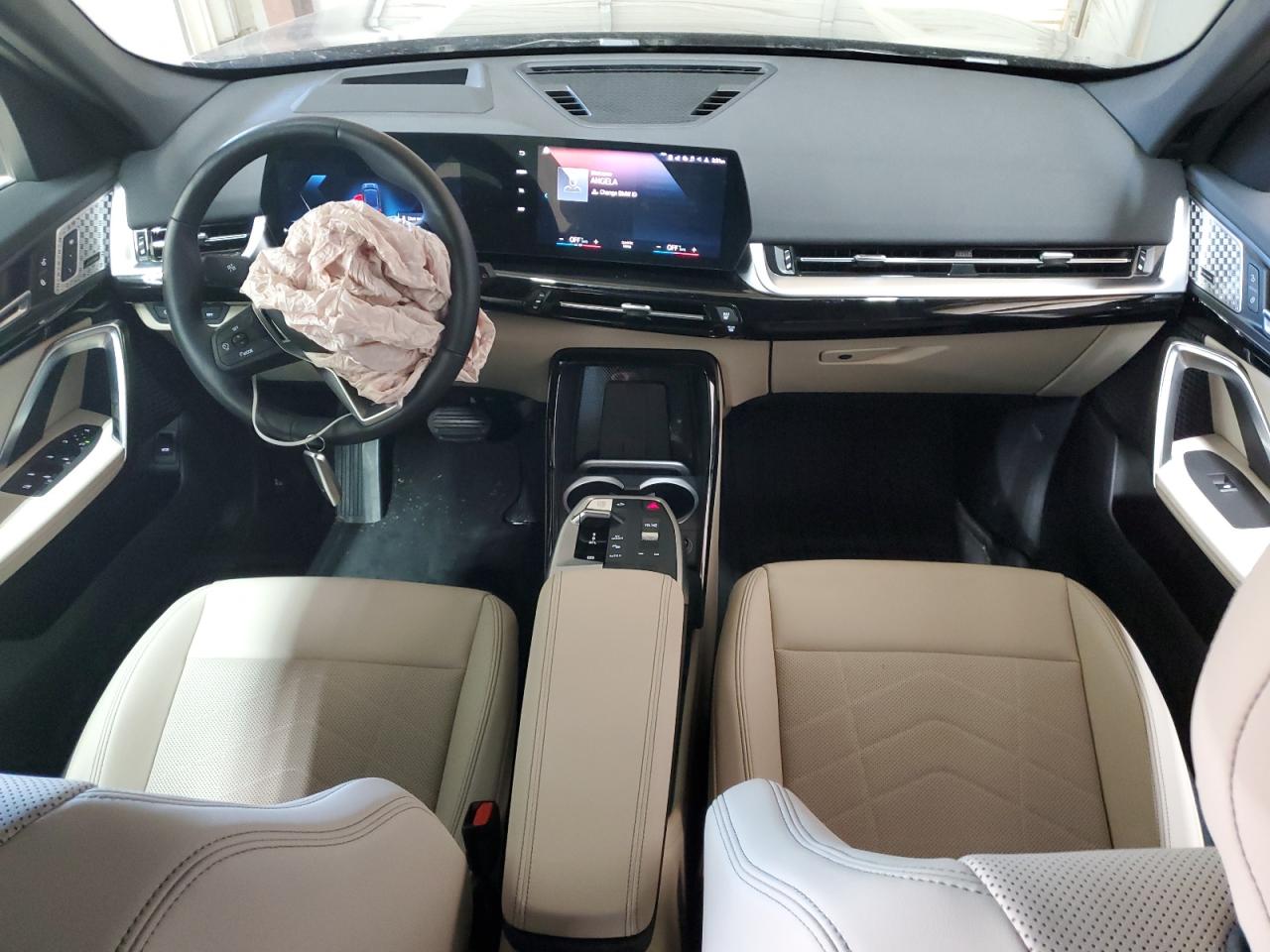 2023 BMW X1 - Image 8