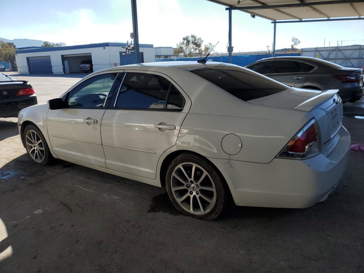 2009 Ford Fusion - Image 2