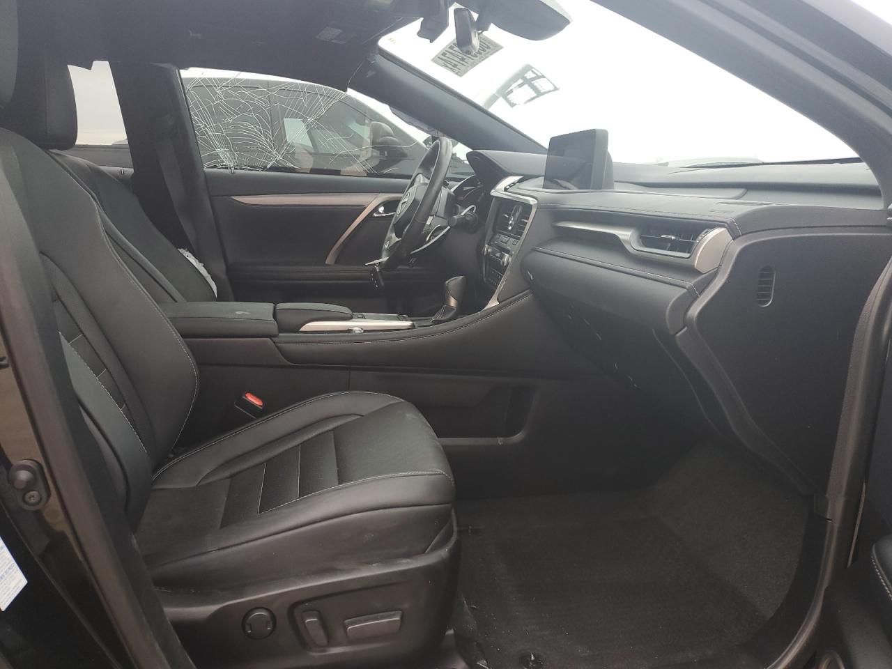 2021 Lexus RX - Image 7