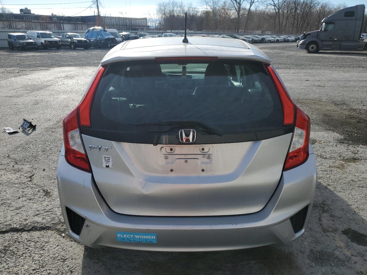 2015 Honda Fit Lx VIN: 3HGGK5G53FM707317 Lot: 81397834