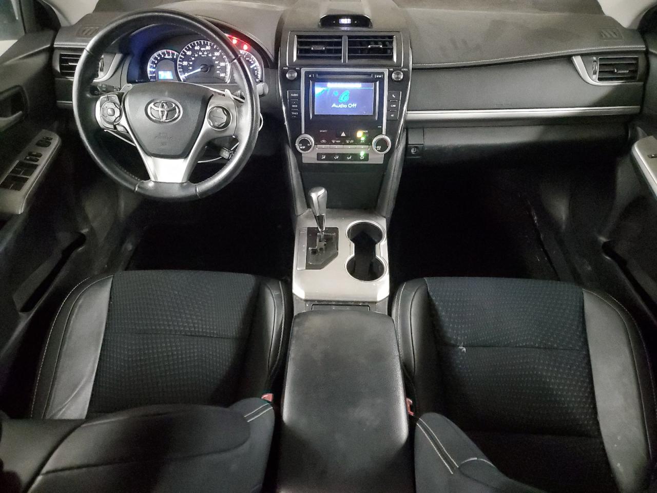 2014 Toyota Camry - Image 8