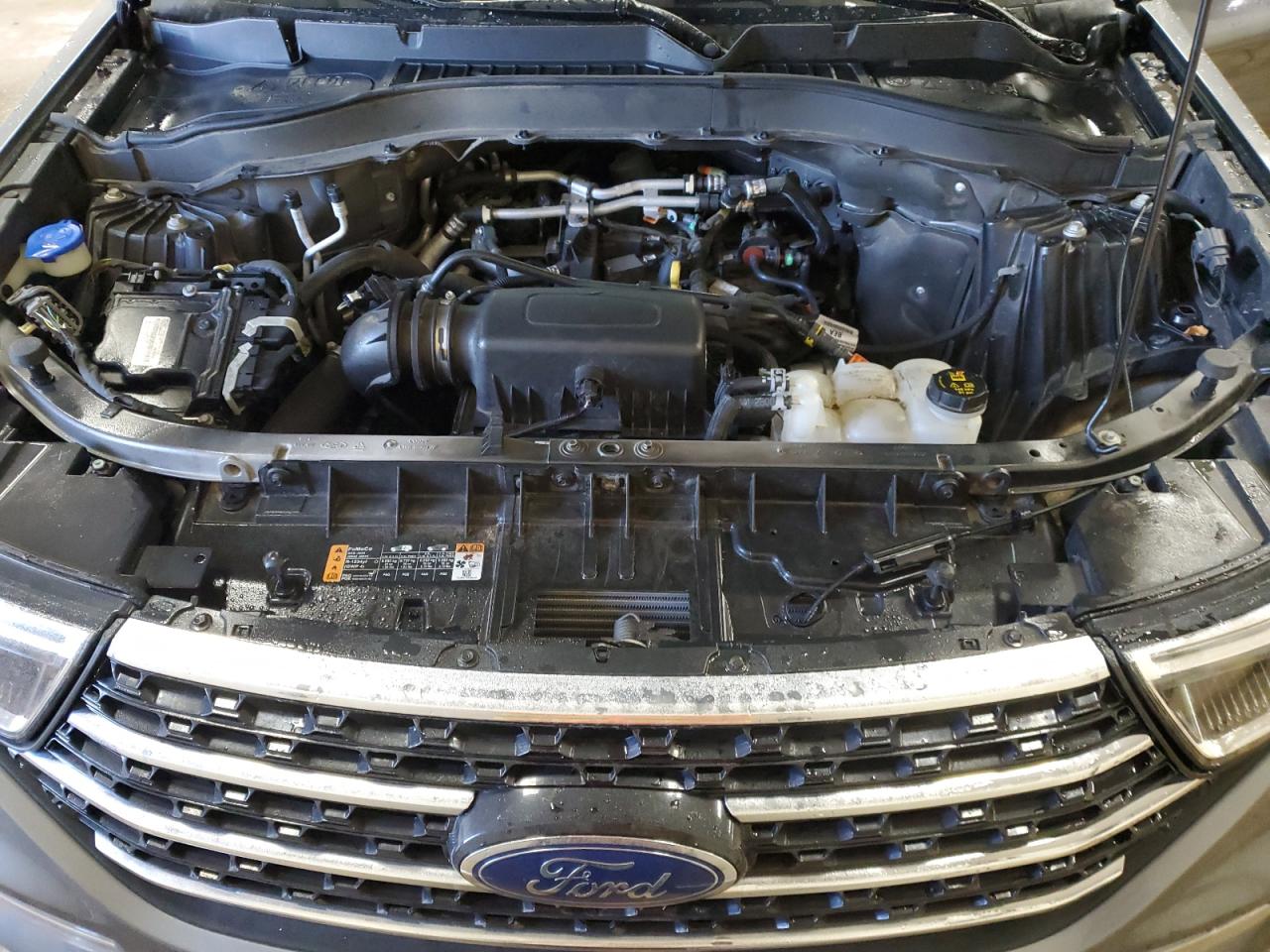 2021 Ford Explorer - Image 12