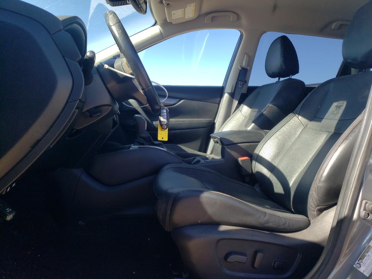 2017 Nissan Rogue - Image 7