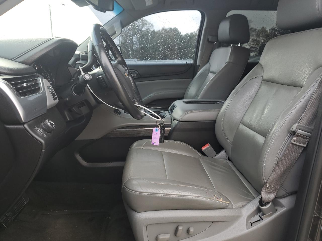 2015 Chevrolet Suburban - Image 7