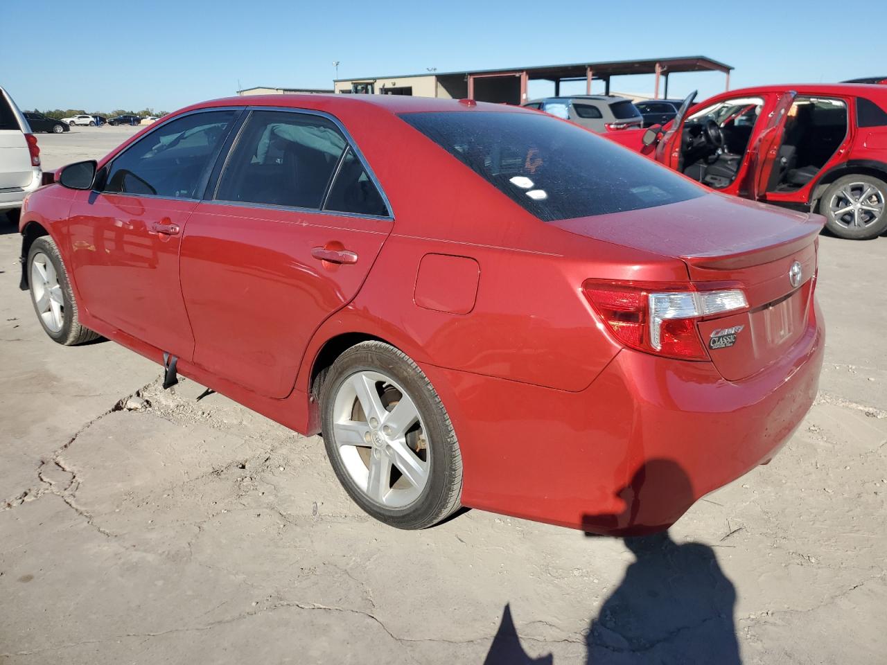 VIN 4T1BF1FK0DU668557 2013 TOYOTA CAMRY no.2