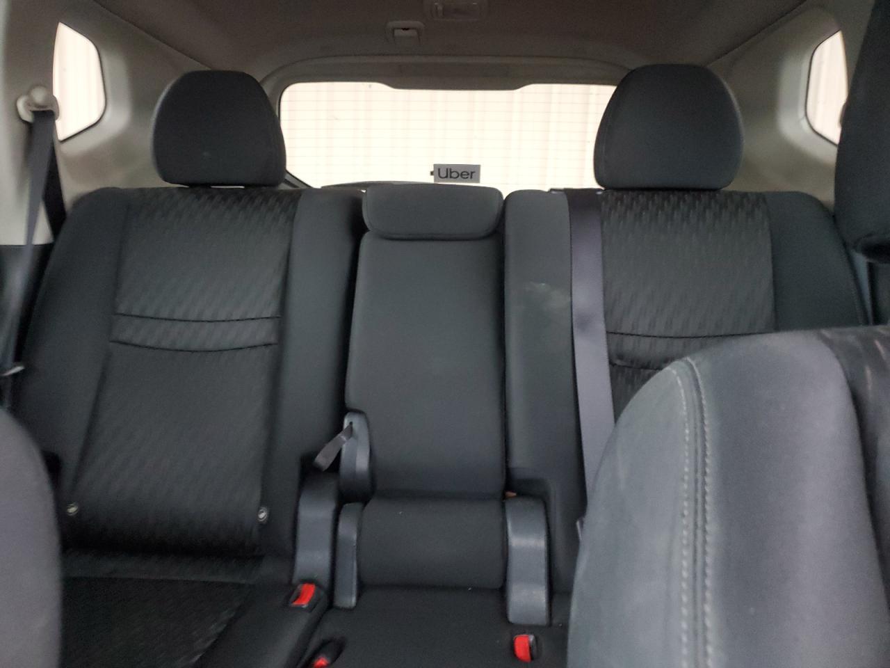 2018 Nissan Rogue - Image 10