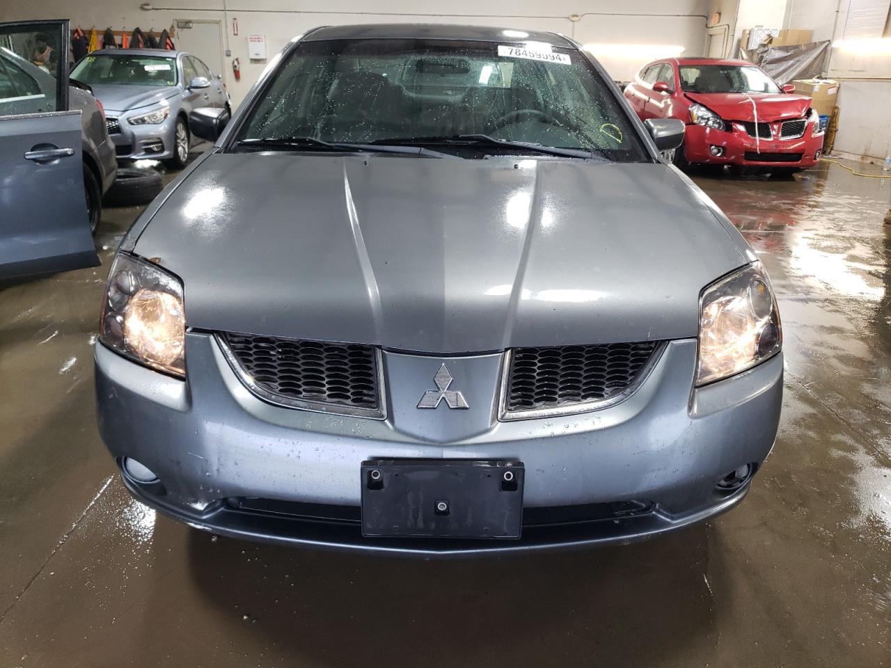 2005 Mitsubishi Galant - Image 5