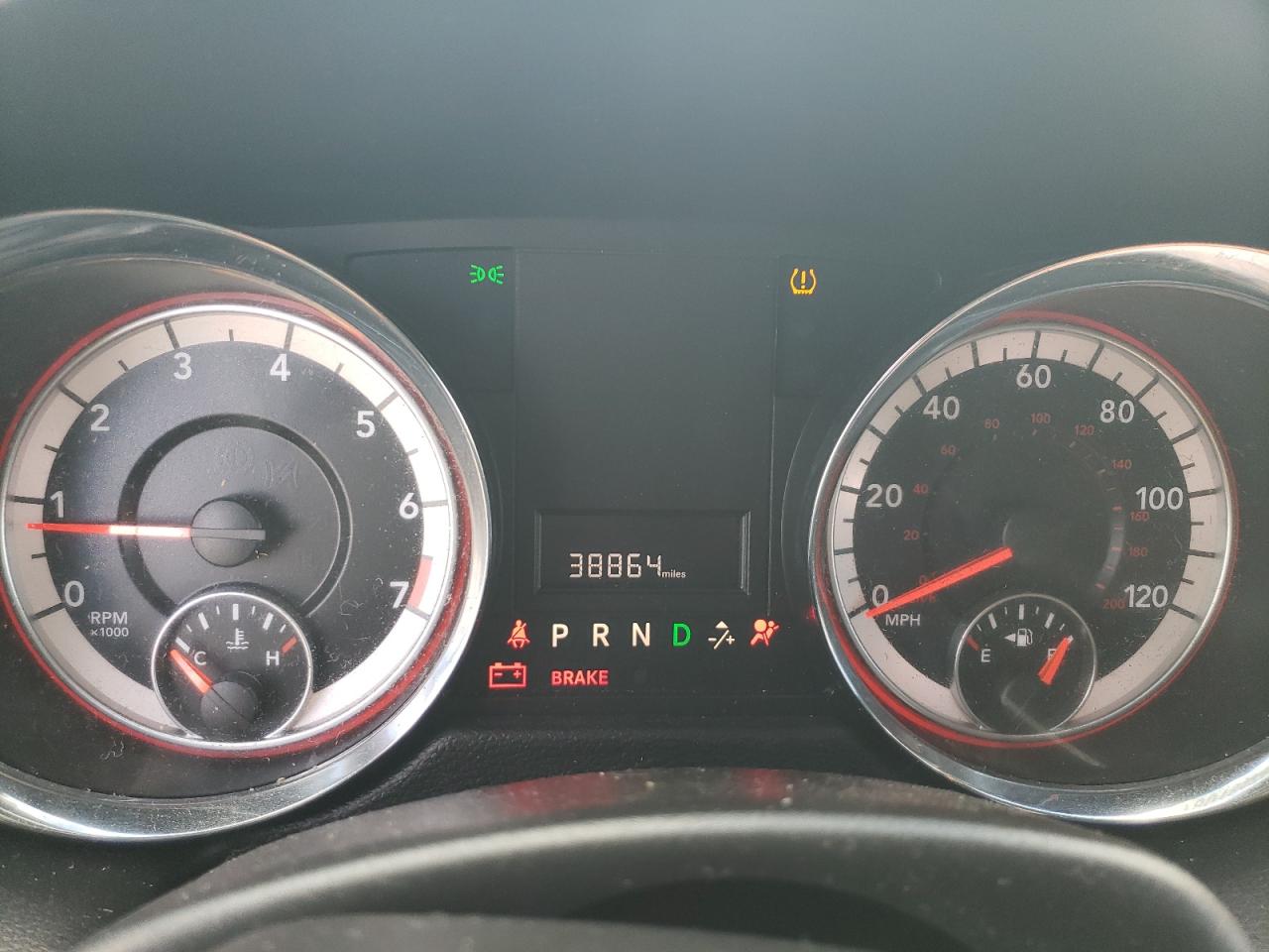 2020 Dodge Caravan - Image 9
