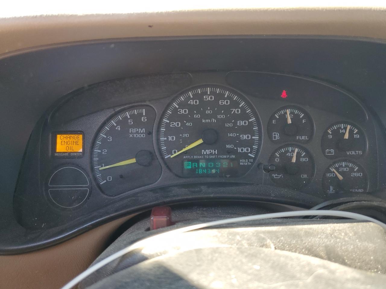 2001 Chevrolet Silverado - Image 9