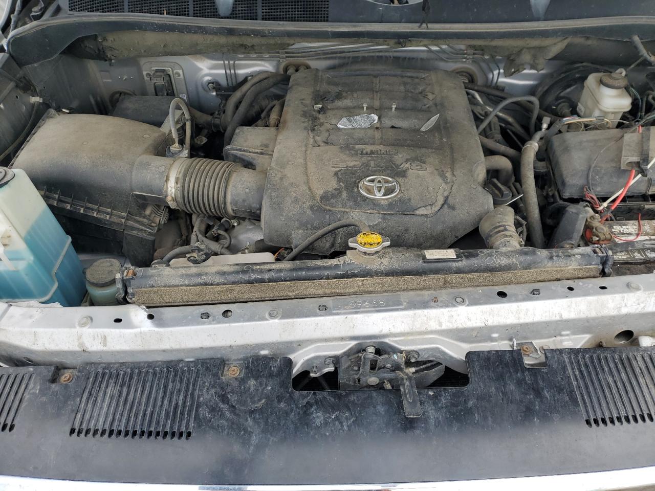 2016 Toyota Tundra - Image 11