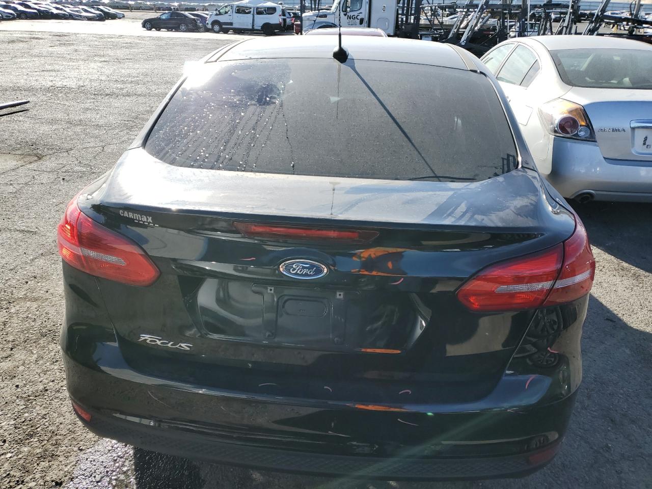 2017 Ford Focus - Image 6