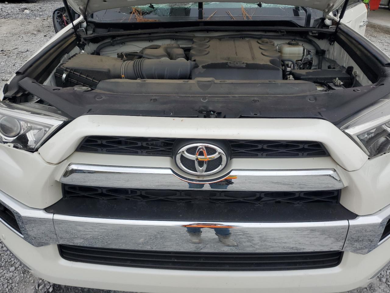 JTEBU5JR7J5509770 2018 Toyota 4Runner Sr5/Sr5 Premium