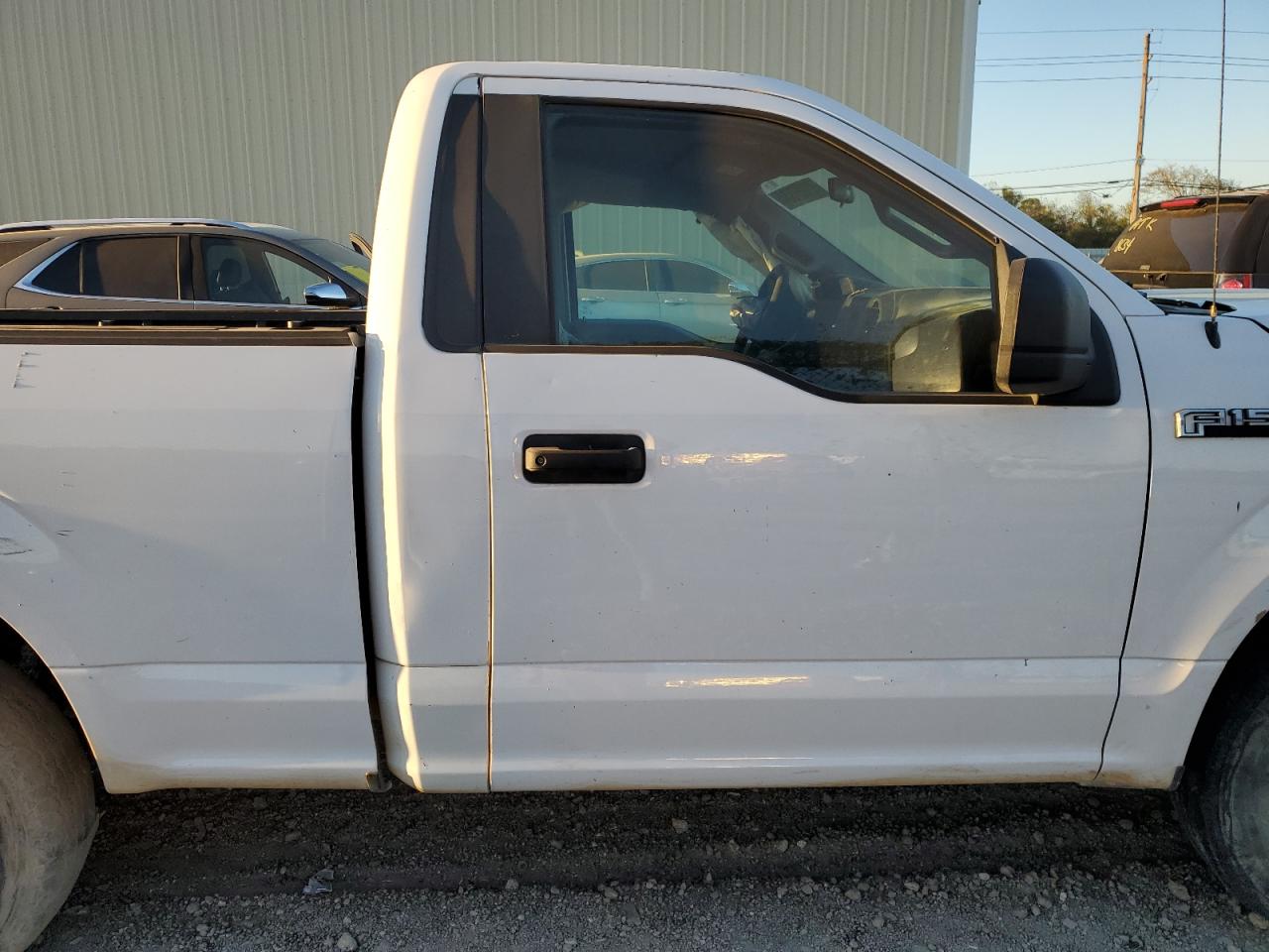 2015 Ford F-150 - Image 10