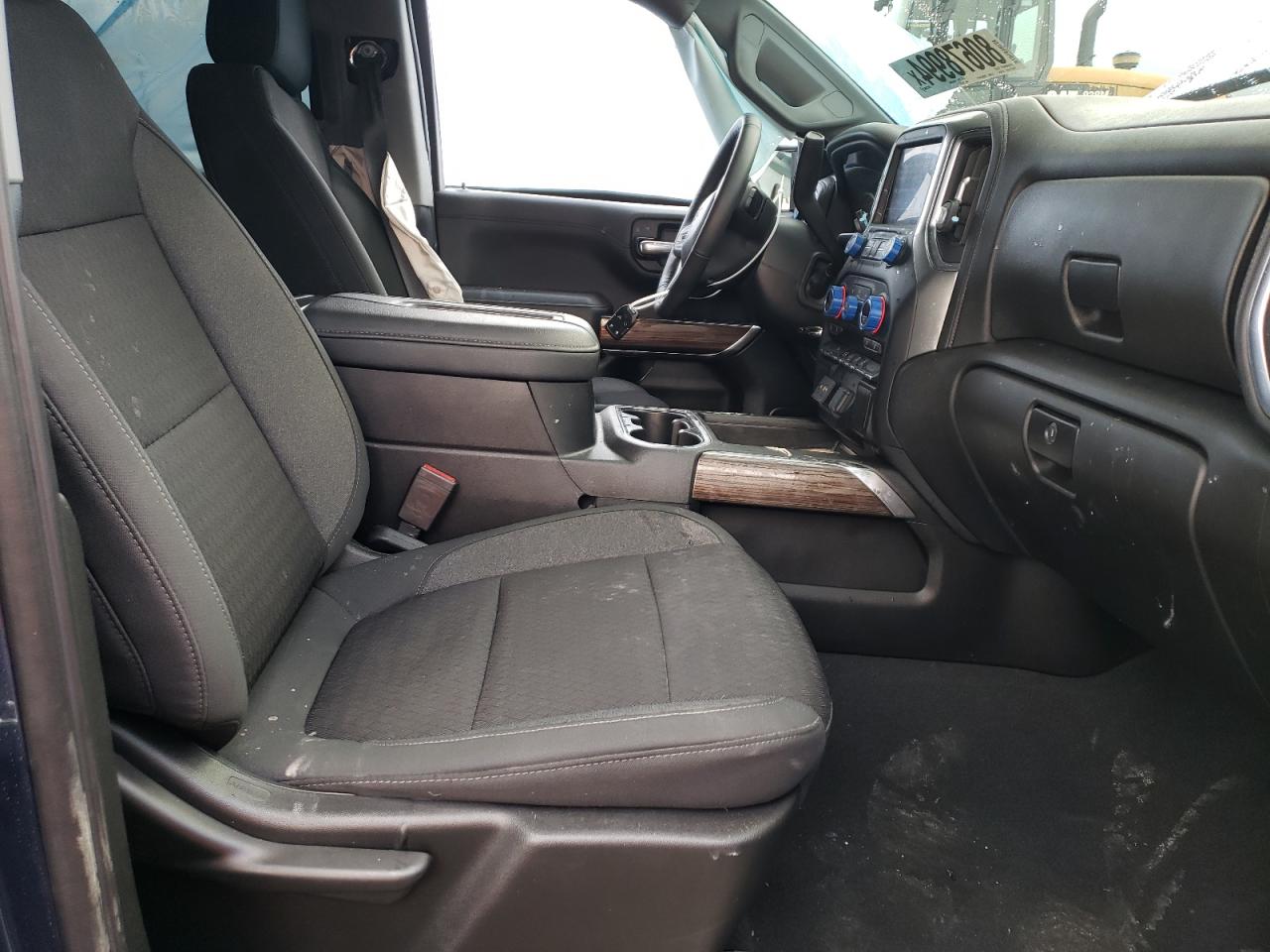 2022 Chevrolet Silverado - Image 7