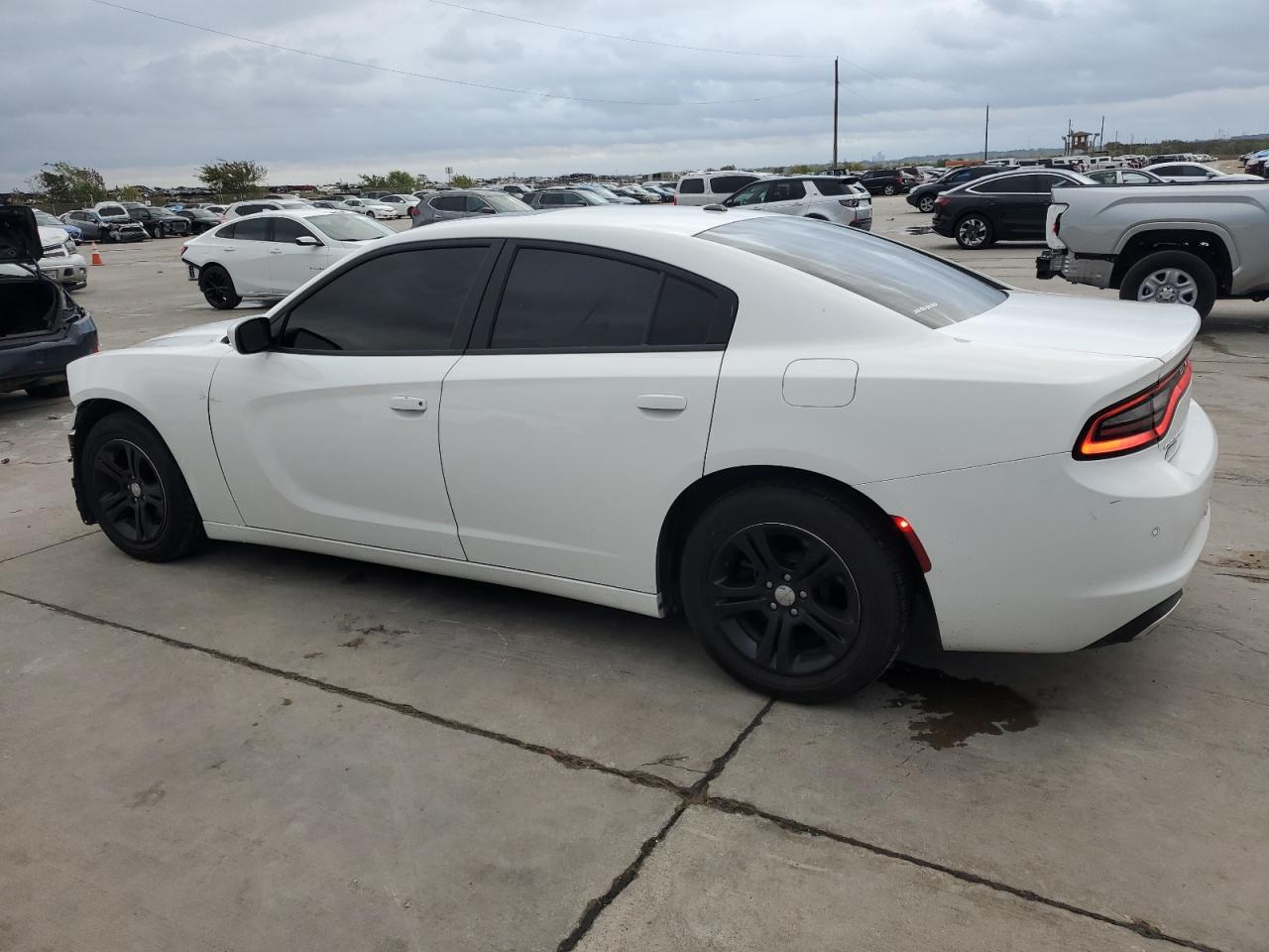 2019 Dodge Charger - Image 2