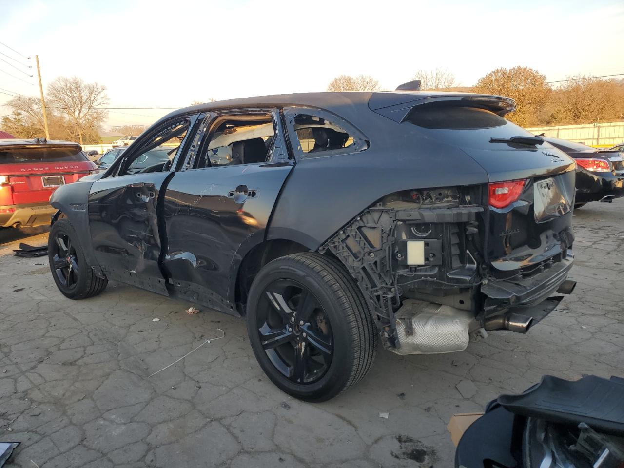 2018 Jaguar F-Pace - Image 2