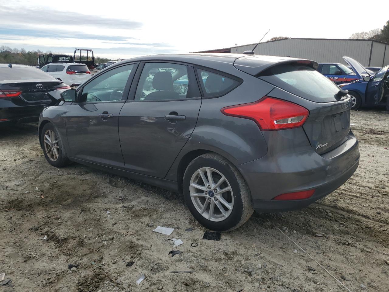1FADP3K23JL262078 2018 FORD FOCUS - Image 2