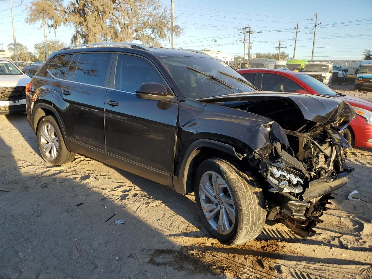 2019 Volkswagen Atlas - Image 4