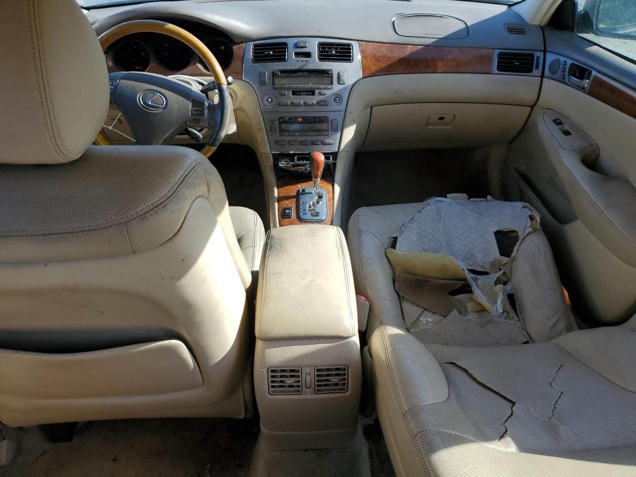 2005 Lexus ES - Image 8