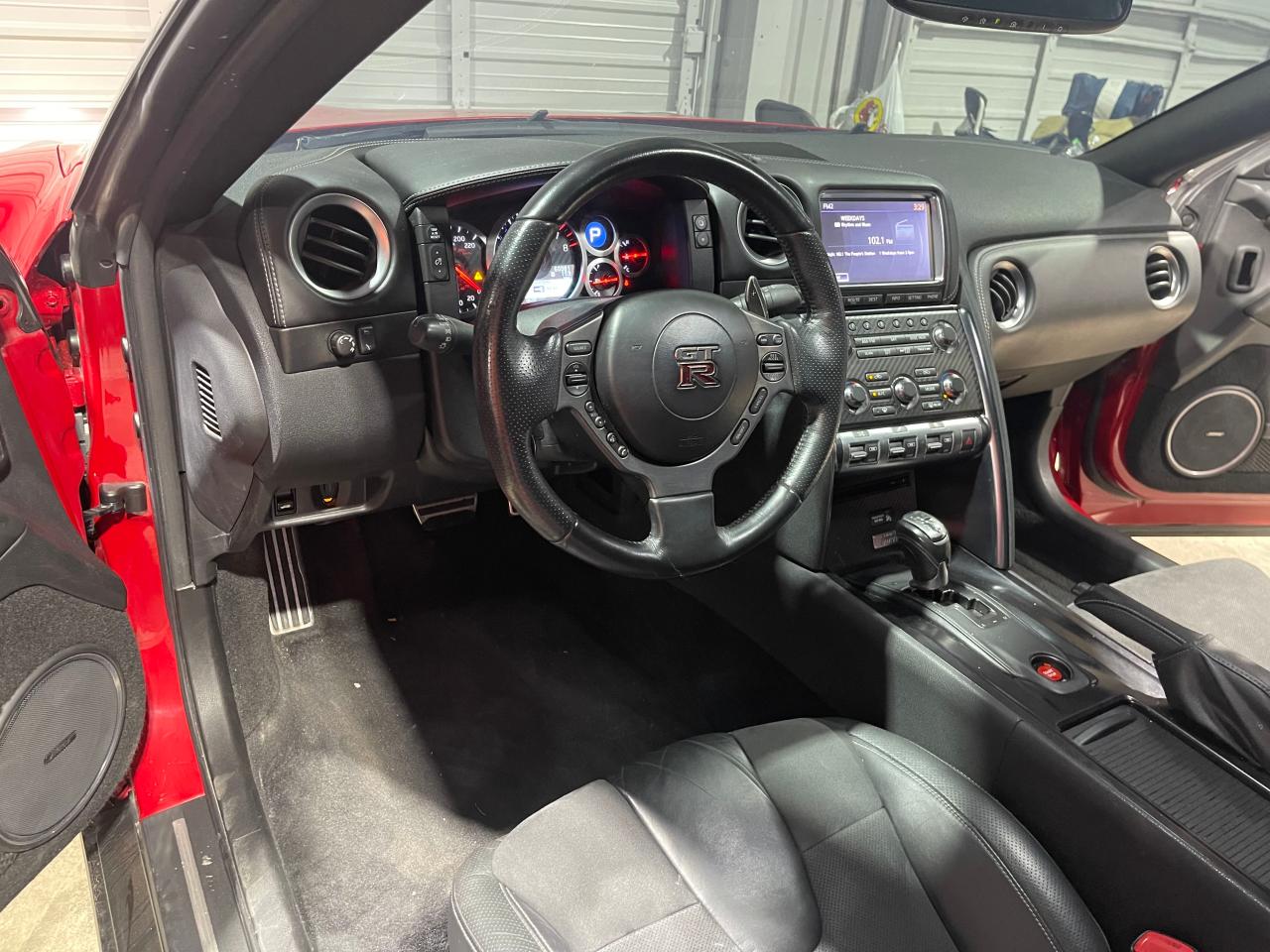 2015 Nissan GT-R - Image 9
