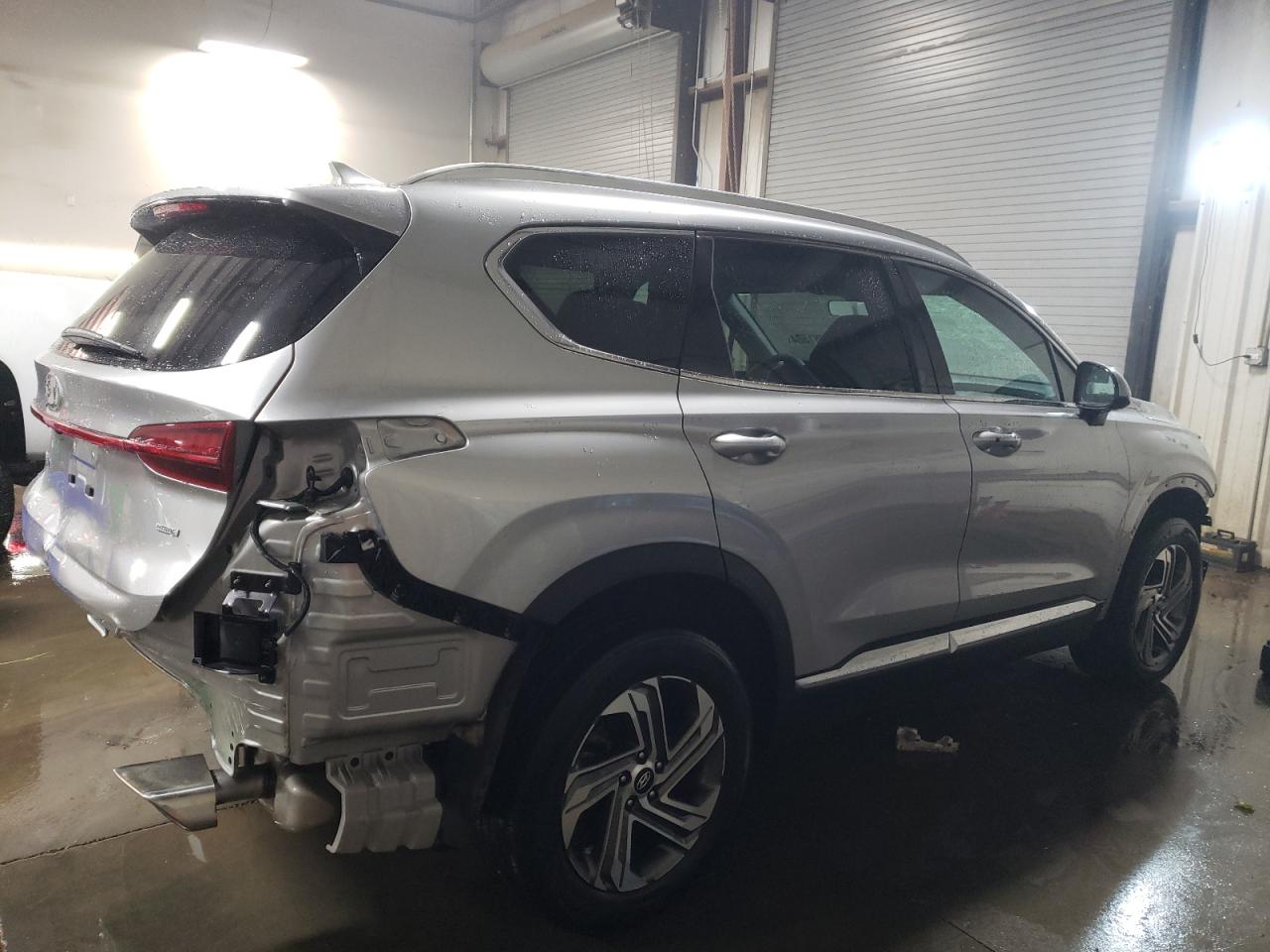 2021 Hyundai Santa Fe - Image 3
