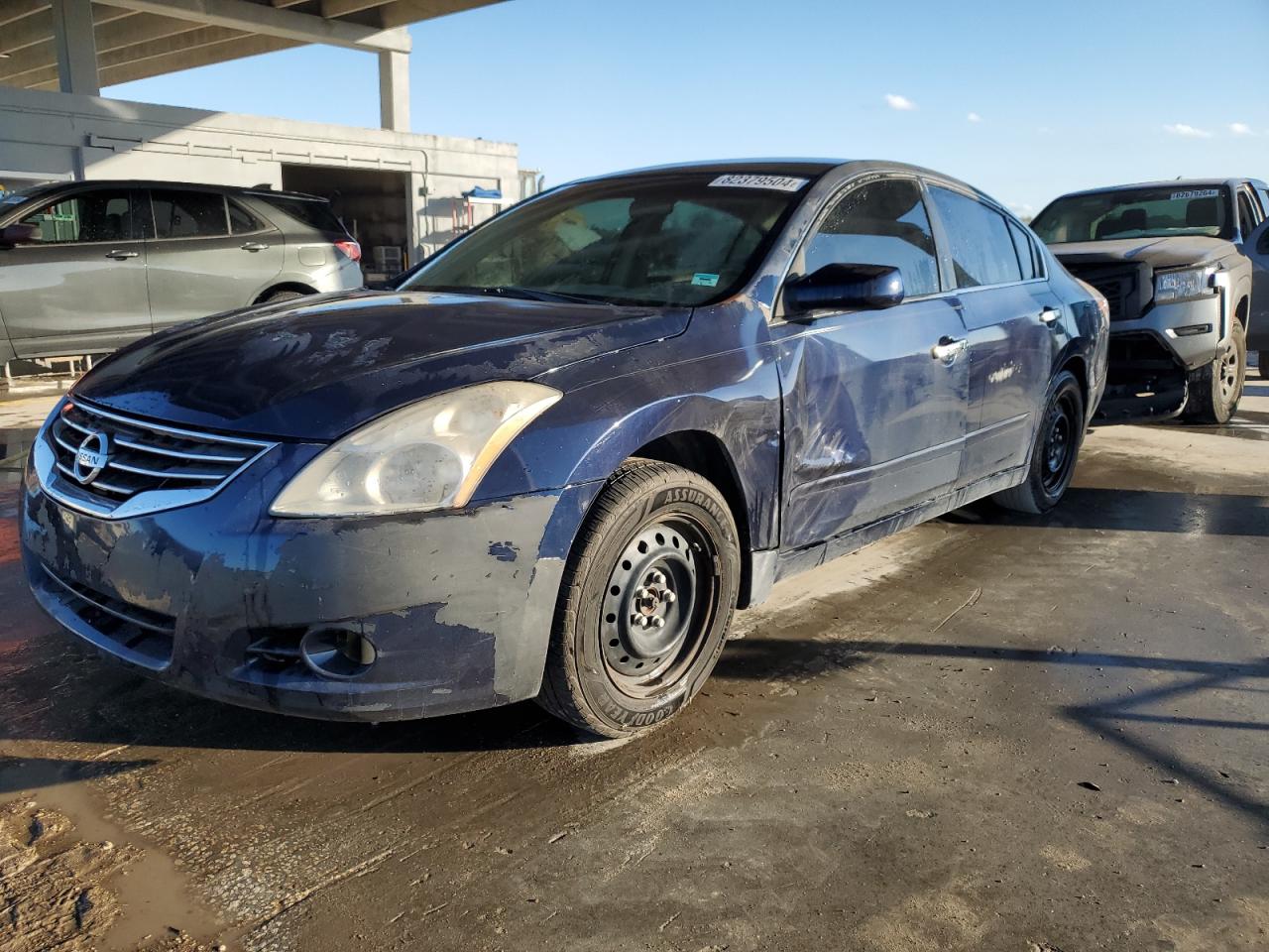 2010 Nissan Altima - Image 1