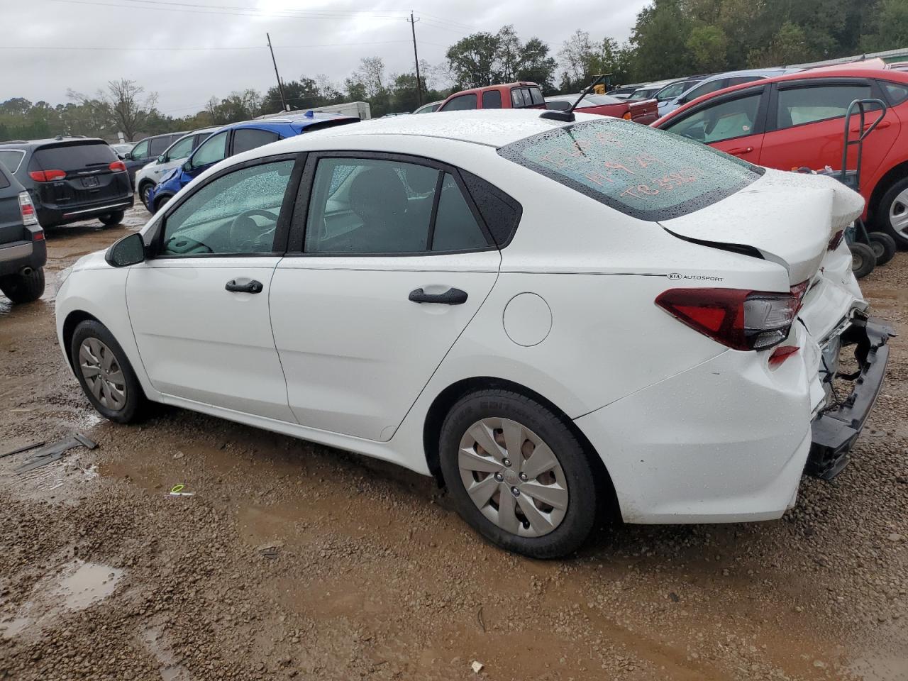 2018 Kia Rio - Image 2