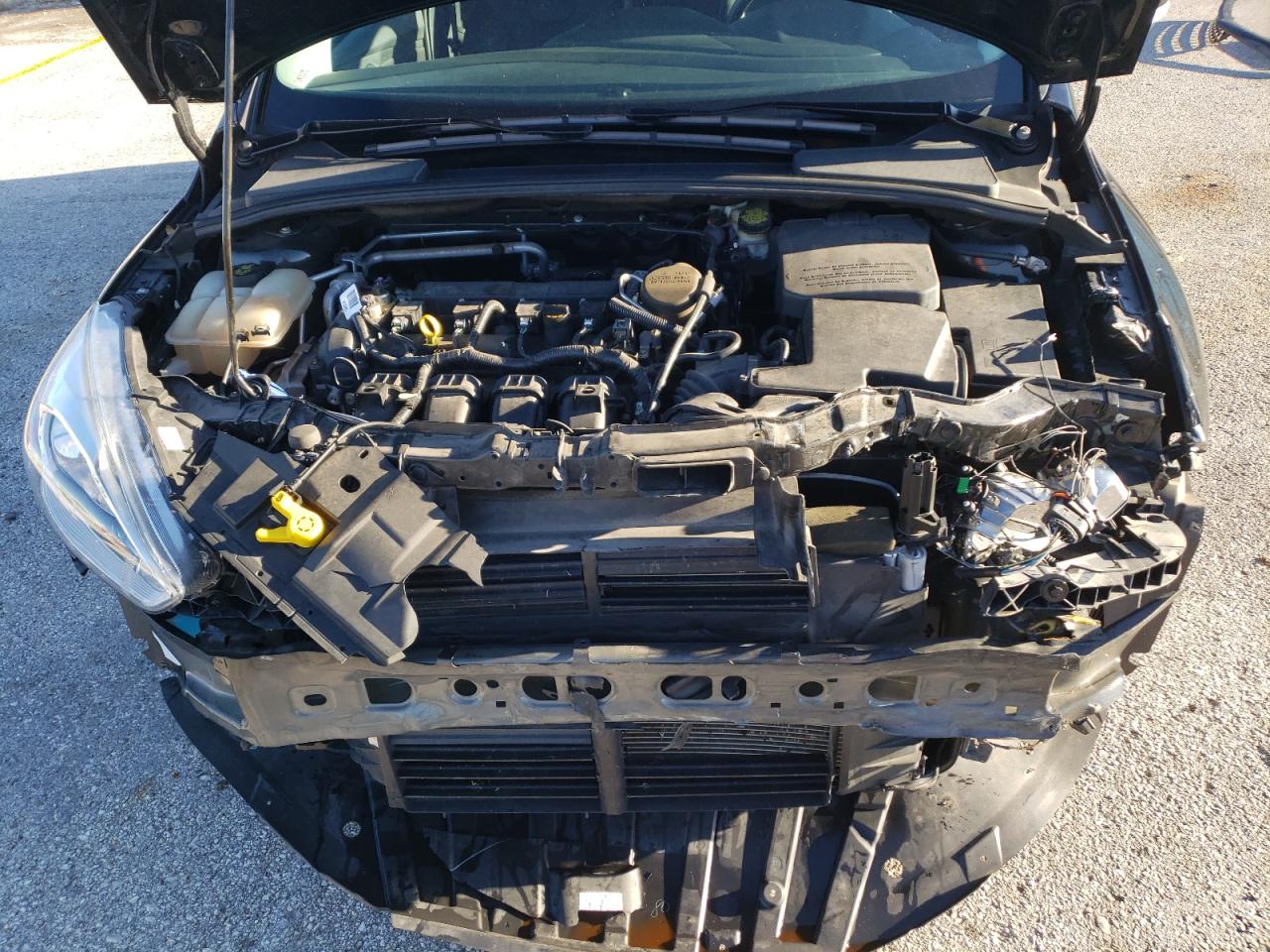 2015 Ford Focus - Image 13