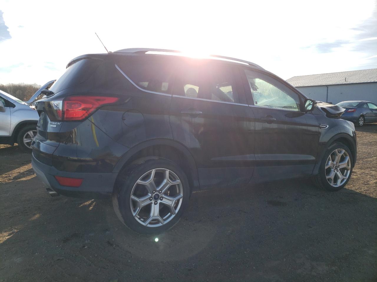 2019 Ford Escape - Image 3