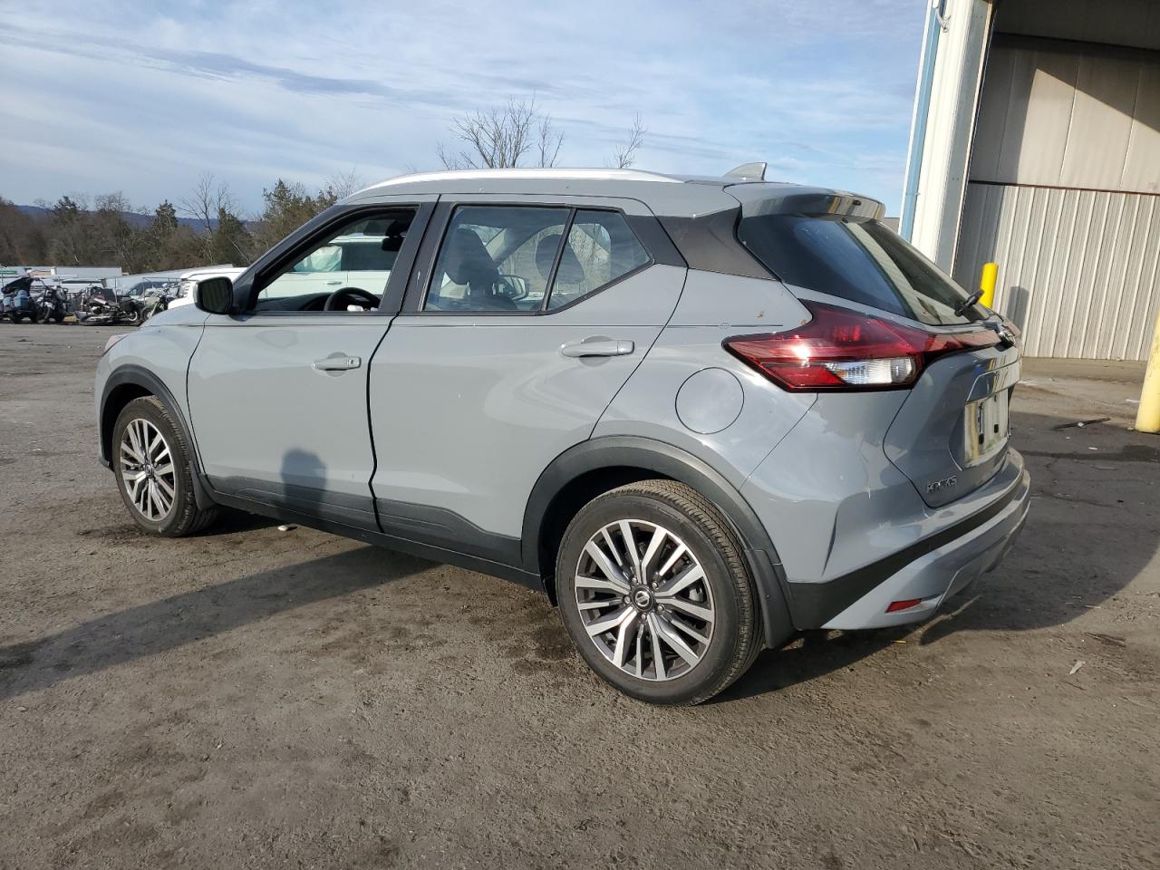 2021 Nissan Kicks - Image 2