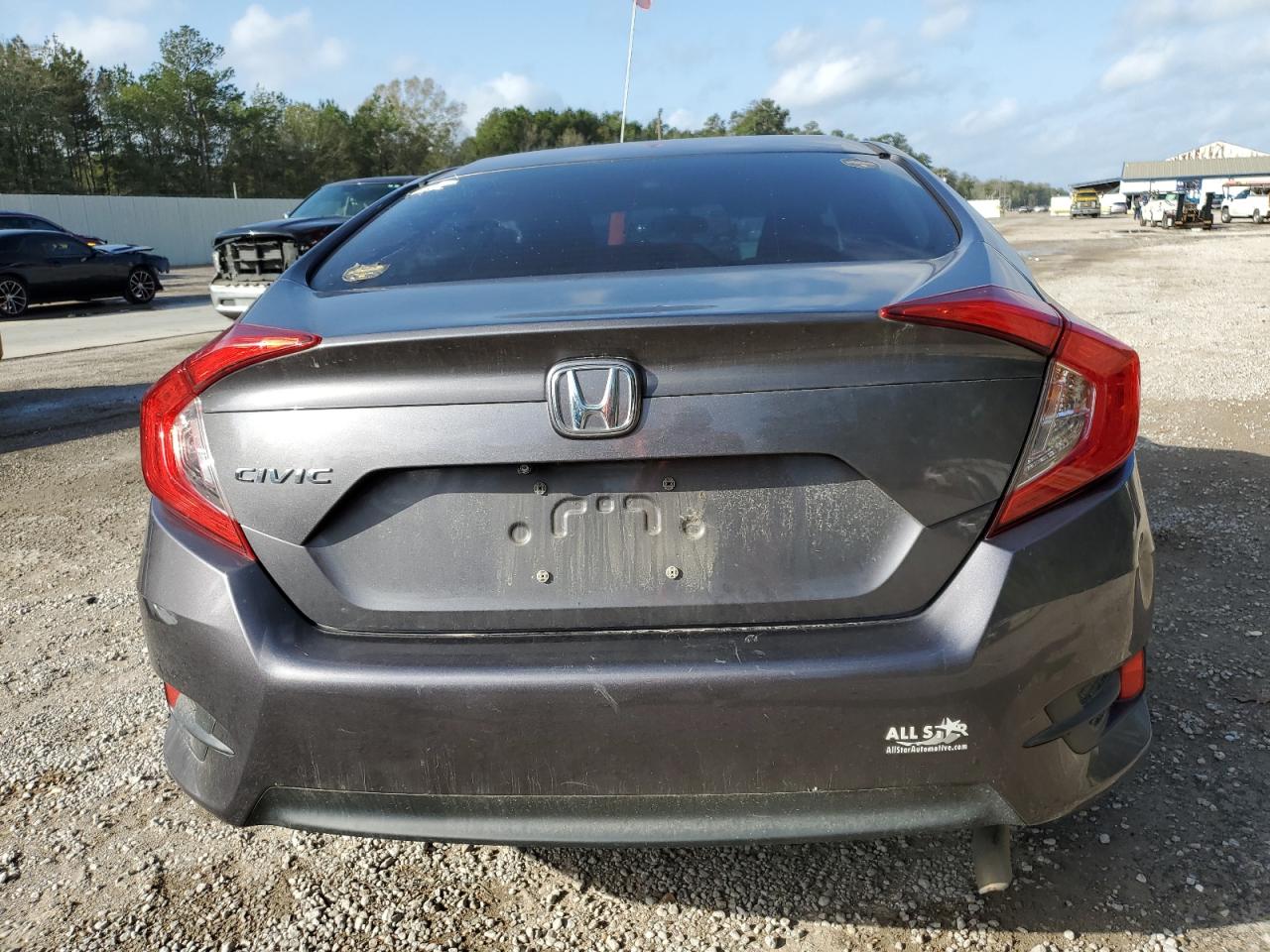 2018 Honda Civic - Image 6