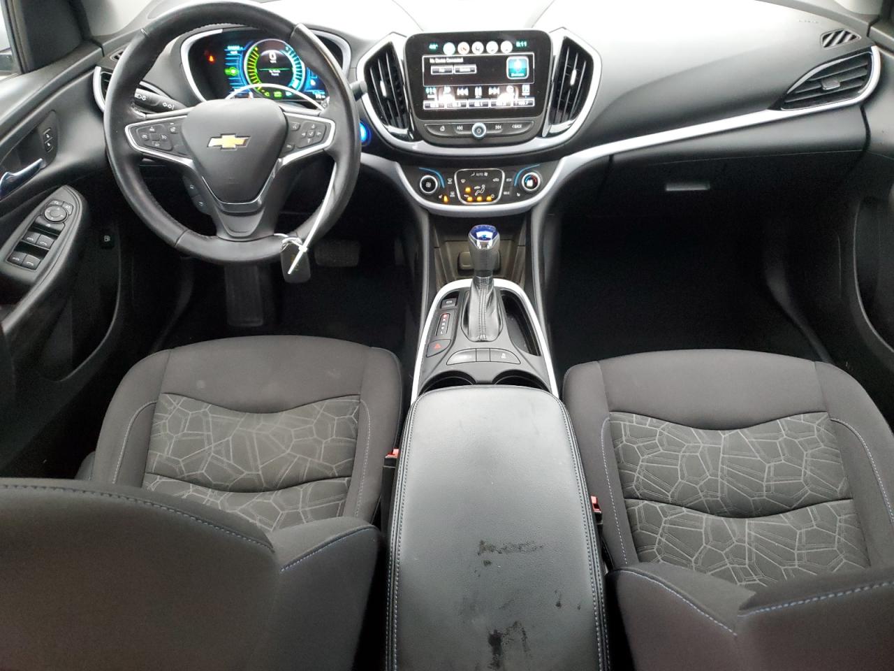 2017 Chevrolet Volt - Image 8
