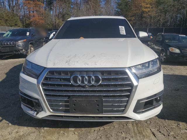  AUDI Q7 2019 Белы