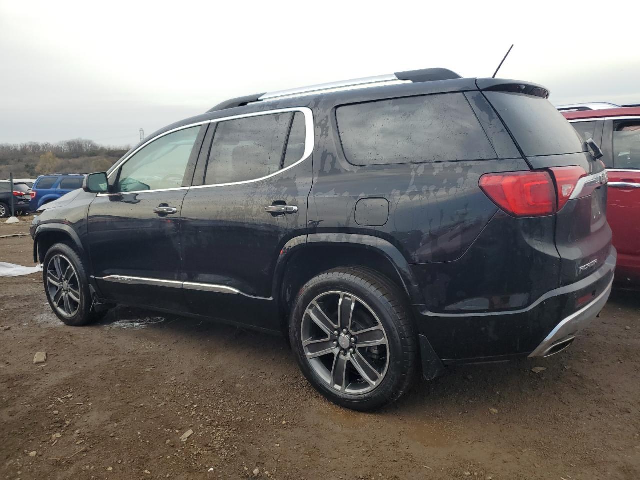 2019 GMC Acadia - Image 2