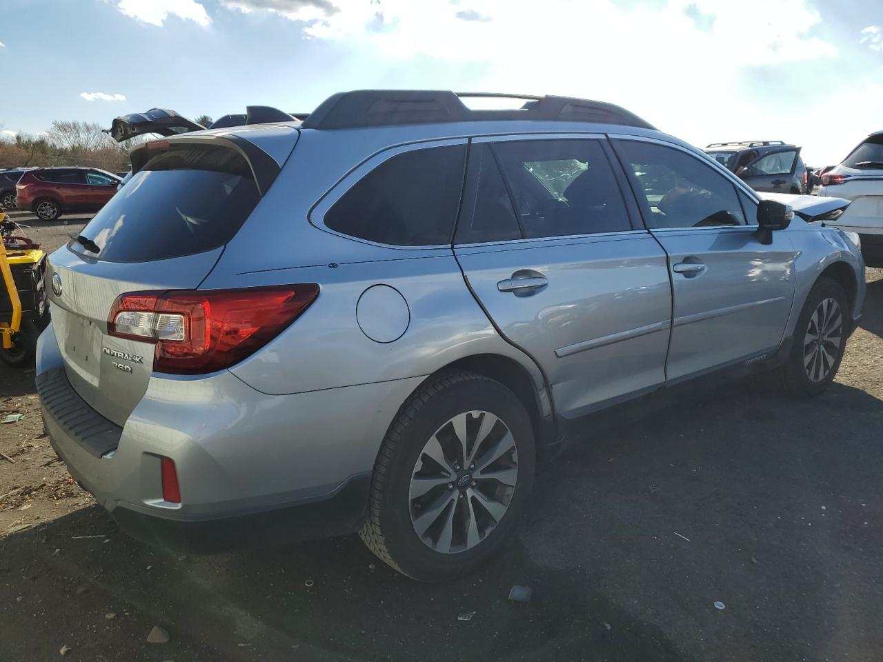 2017 Subaru Outback - Image 3