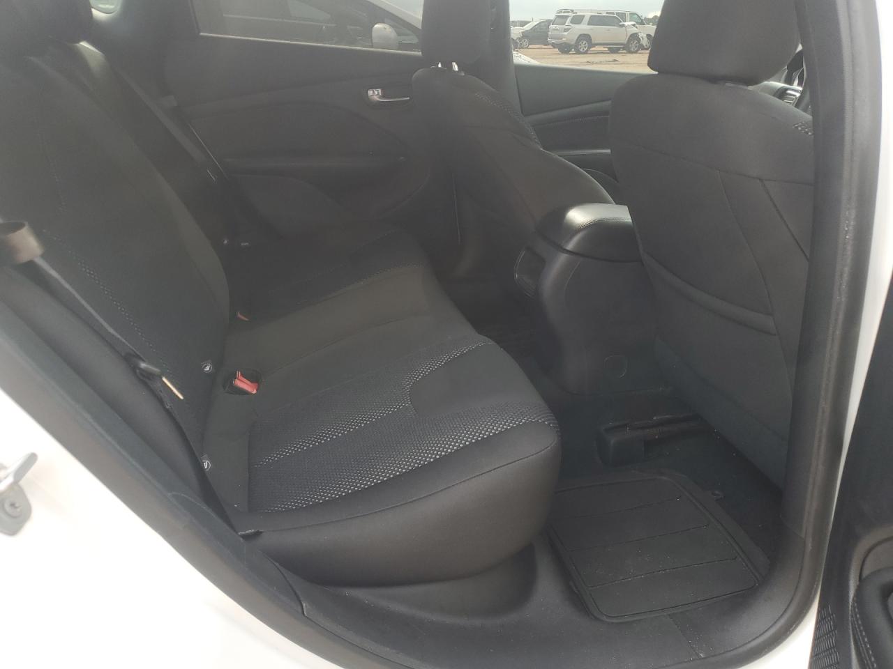 2016 Dodge Dart - Image 10
