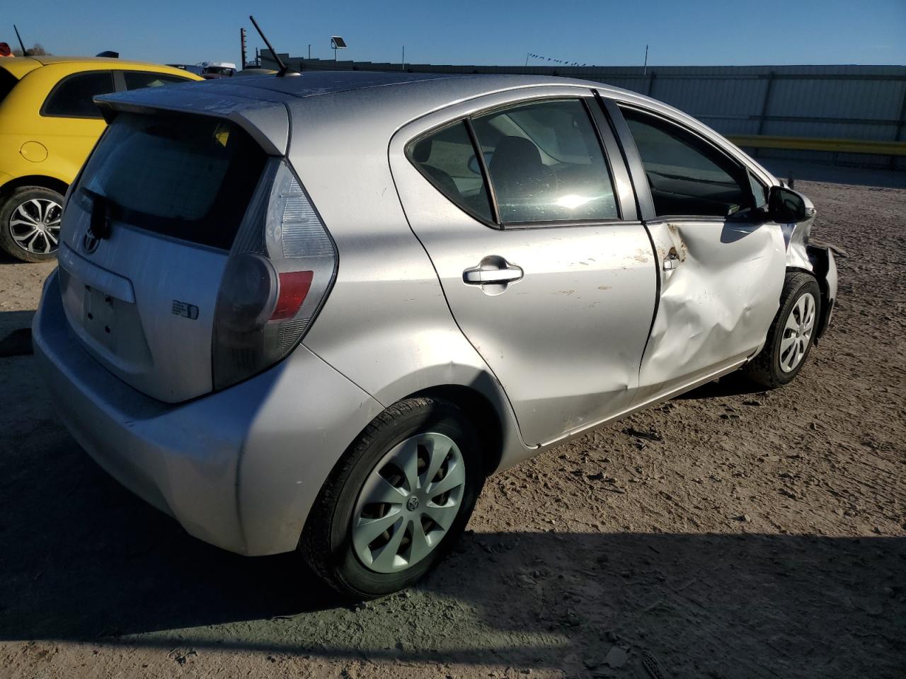 2014 Toyota Prius - Image 3