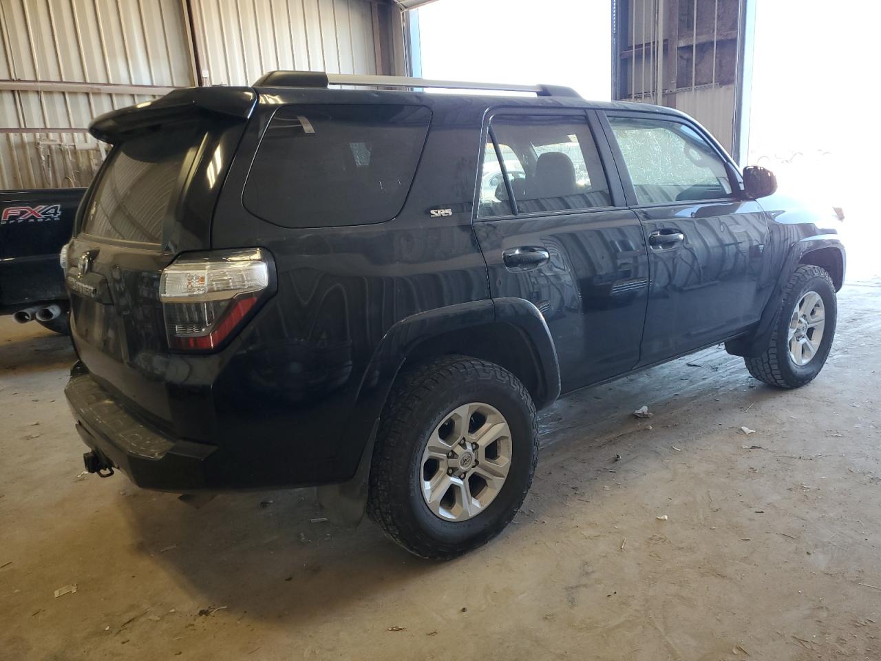 VIN JTEBU5JRXK5700682 2019 TOYOTA 4RUNNER no.3