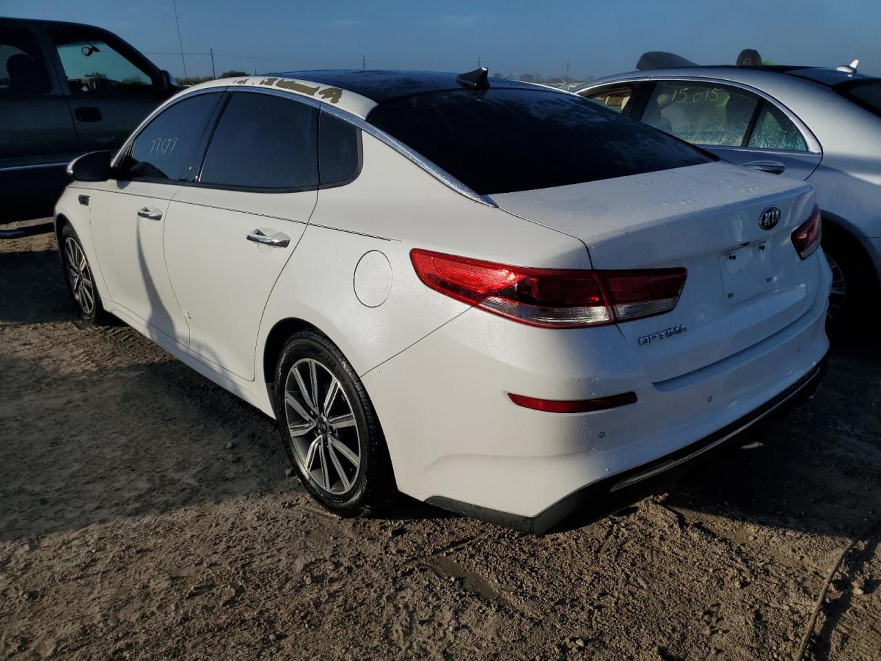 VIN 5XXGT4L39KG297113 2019 KIA OPTIMA no.2