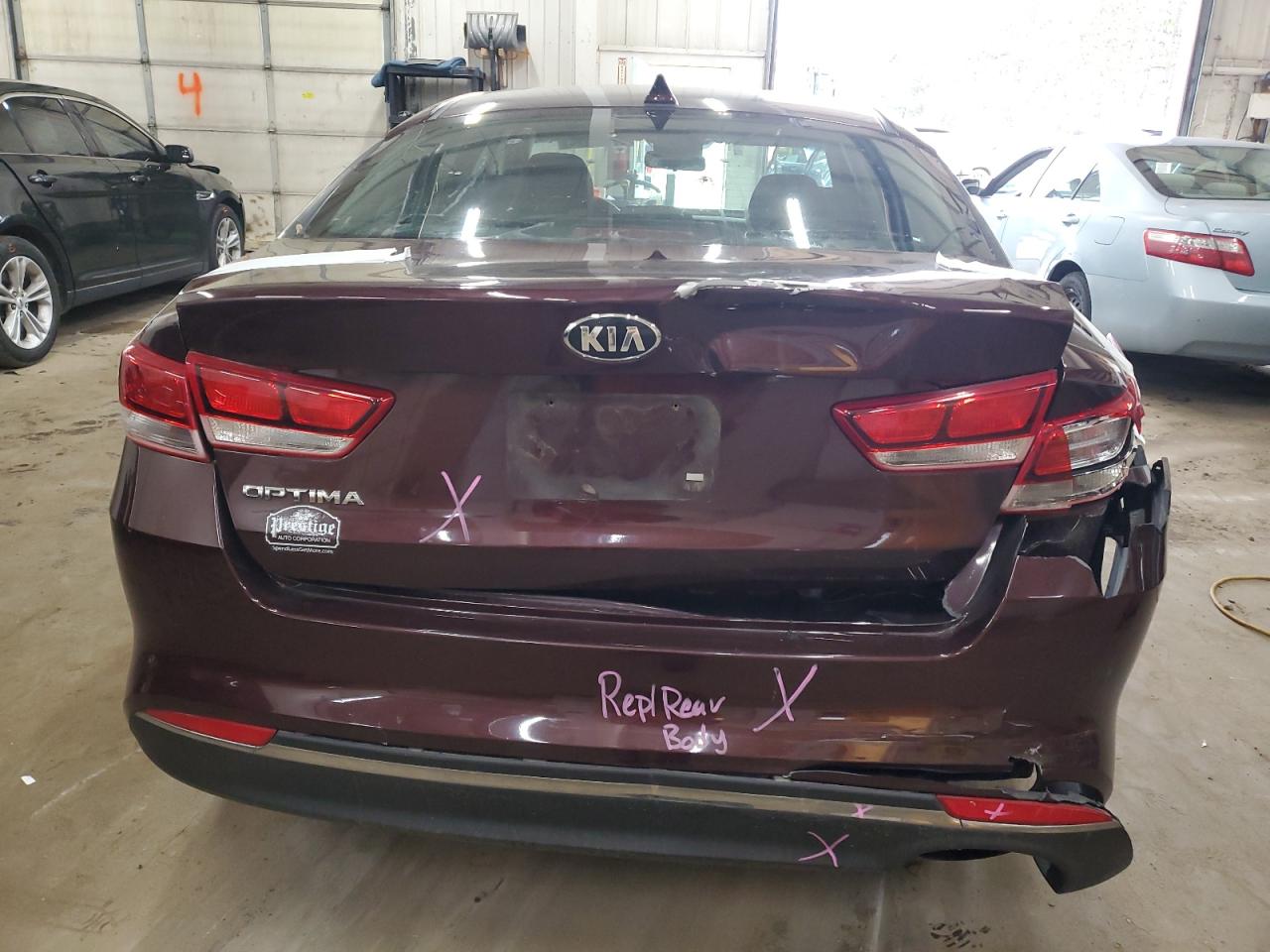 2017 Kia Optima Lx VIN: 5XXGT4L35HG148285 Lot: 80698194