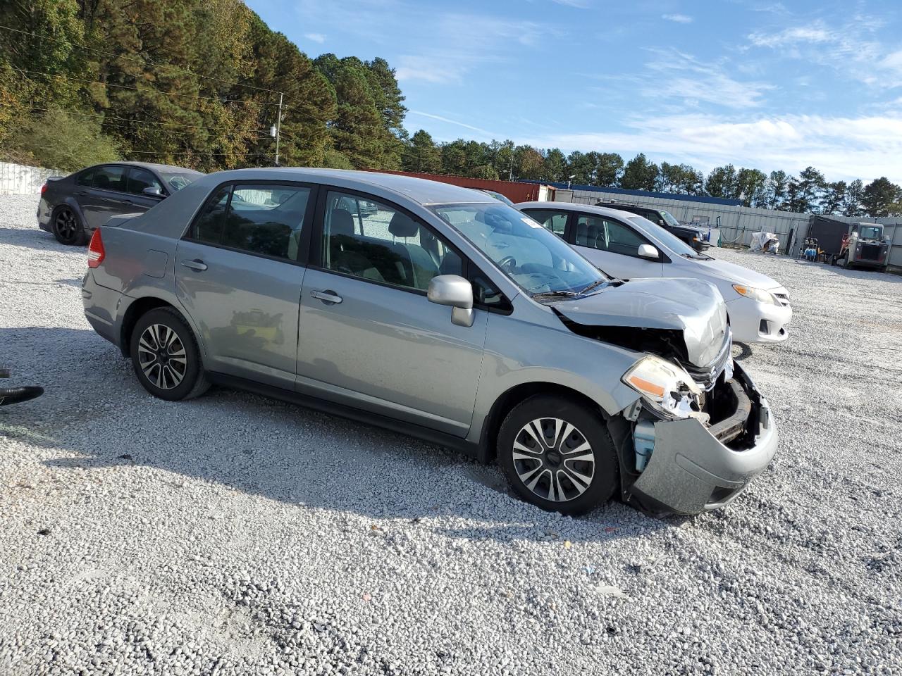 2010 Nissan Versa - Image 4